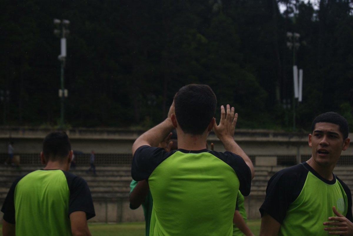 CEIM USB tweet media