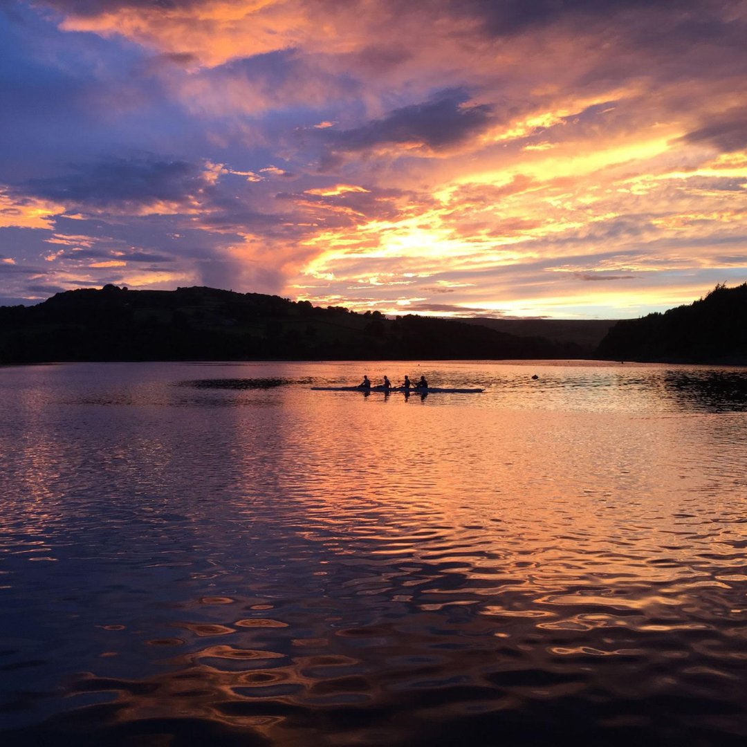 Our October photo of the month shows <a href="/SheffieldCityRC/">Sheffield City RC</a> on a scenic autumn evening outing at Damflask Reservoir 🌅 

As we start to get into the colder months, send us your rowing pics to comms@britishrowing.org to be featured for November 👋

📸 Janet Vickers