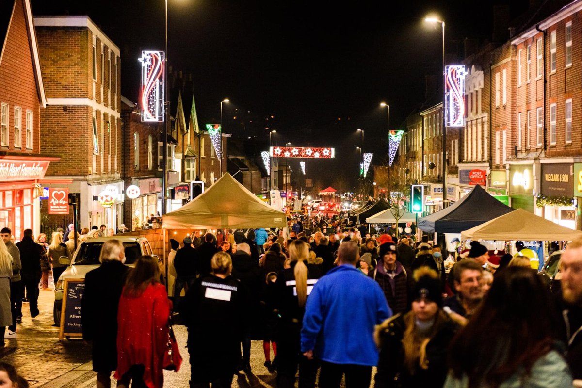 We're delighted to support Uckfield Late Night Shopping as their media partner this year. 🌟 For event updates, follow their Facebook page: facebook.com/UckfieldLateNi… We hope to see you all in Uckfield on December 1st for what is set to be another great event! @UckfieldChamber