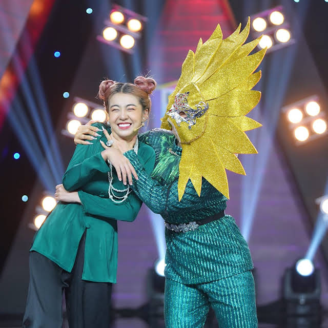 AilinesN's tweet photo. Chuẩn bị cho chiếc mv miền tây ❤️ "Thương sao hổng nói" 🤣 cố gắng chen chút quay lẹ cho cả nhà cày viewww cho em thôyyy ! https://t.co/BZKKKftC0E