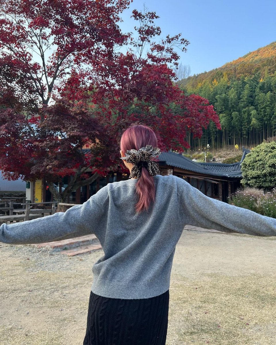 siyeonsm's tweet photo. https://t.co/t91T7H6GmG