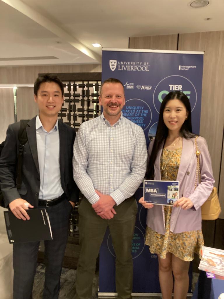 UoLManSchool's tweet photo. We’re very pleased with the turnout at the QS MBA fairs in Tokyo and Taipei where Management School’s Dr John Byrom and Sarah Jones met with prospective MBA candidates to discuss our Liverpool MBA and Football Industries MBA programmes! #QSEvents

@QSCorporate
@TopUnis
@TopMBA https://t.co/i8r5gE8inh