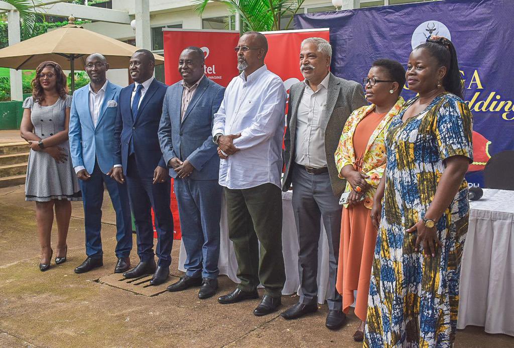 Today, Airtel Money Uganda has handed over UGX 265M as our contribution to Busoga Kingdom to aid in the preparation of the #BusogaRoyalWedding.

We also encourage well-wishers and the general public to use the Airtel Money platform to contribute #EmbagaYaMwenemu