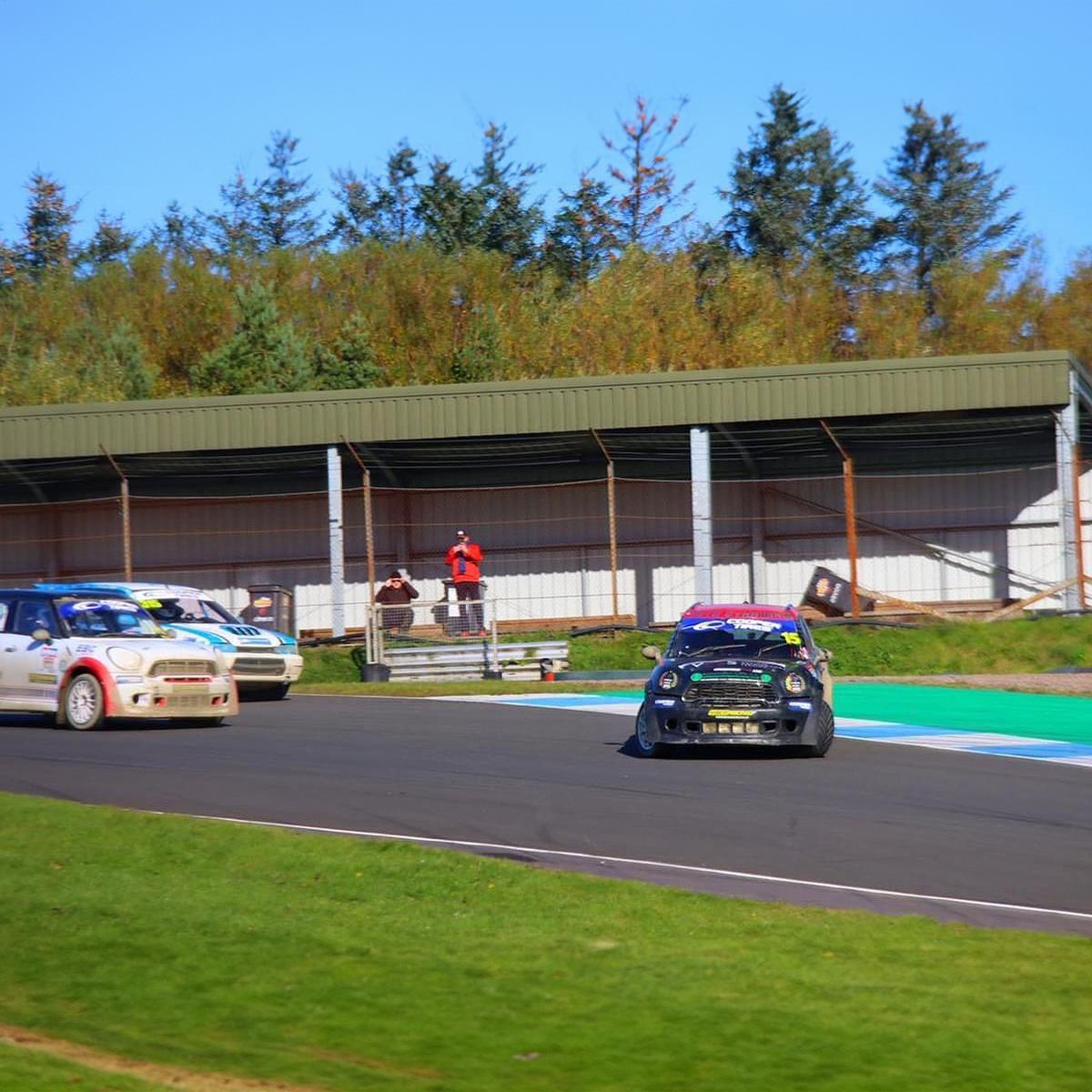 Wishing @langmaid_motorsport all the best this weekend in the BRX 5 Nations, fighting for his 3rd consecutive British RX title, competing this year in the All4 Mini Category 🏆

#t7design #t7 #design #brx #british #rx #mini #category #motorsport #drifting #track