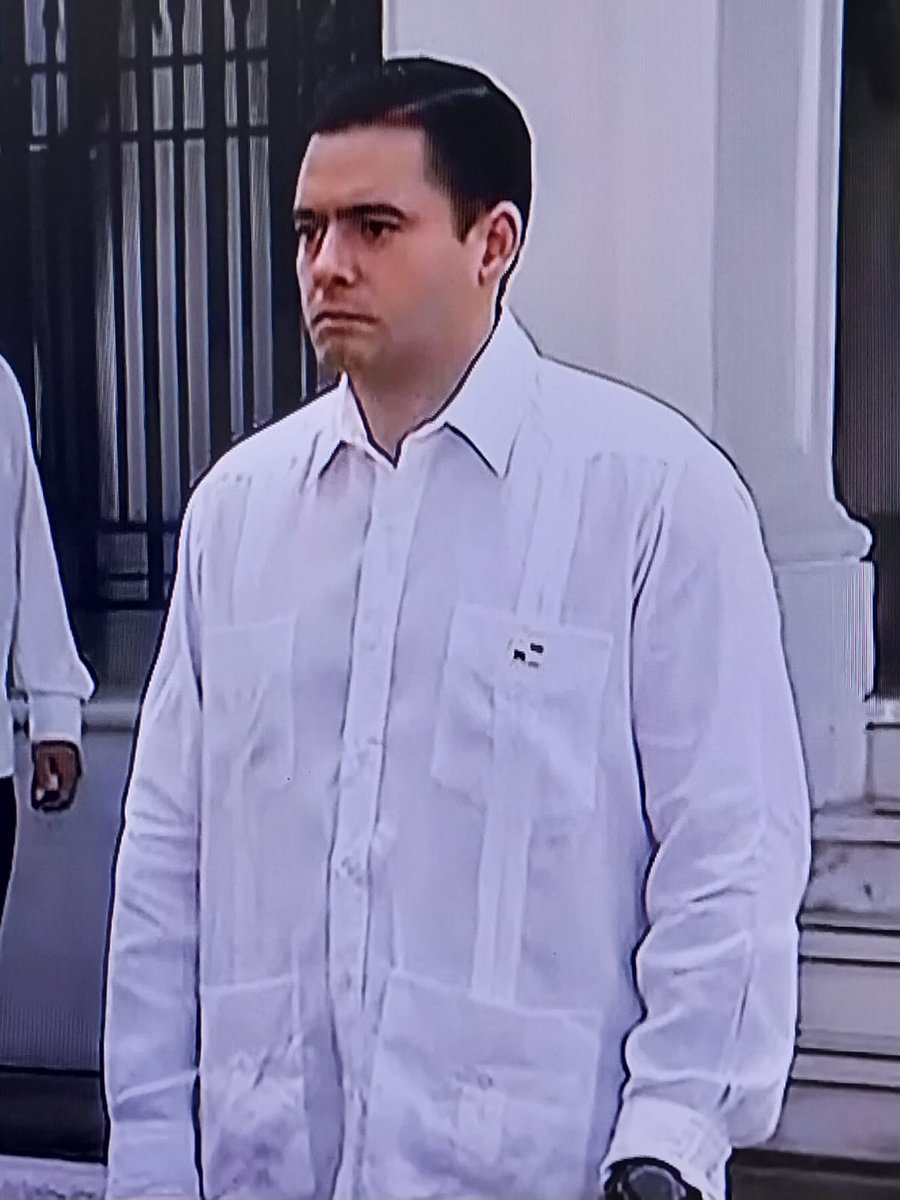 Traficologo1's tweet photo. Esa cara y su expresión lo dice todo. https://t.co/oC1kOKeoqK