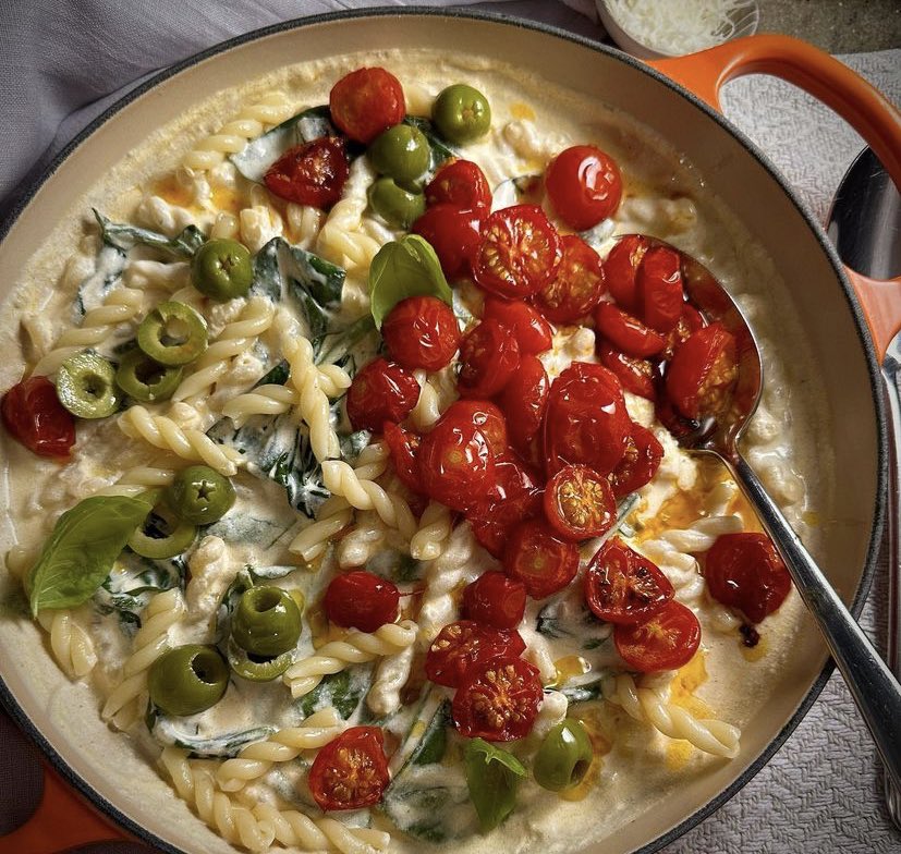 Tuscan style creamy pasta with roasted cherry tomatoes 🍅🍝 🍜 🥣 🍅