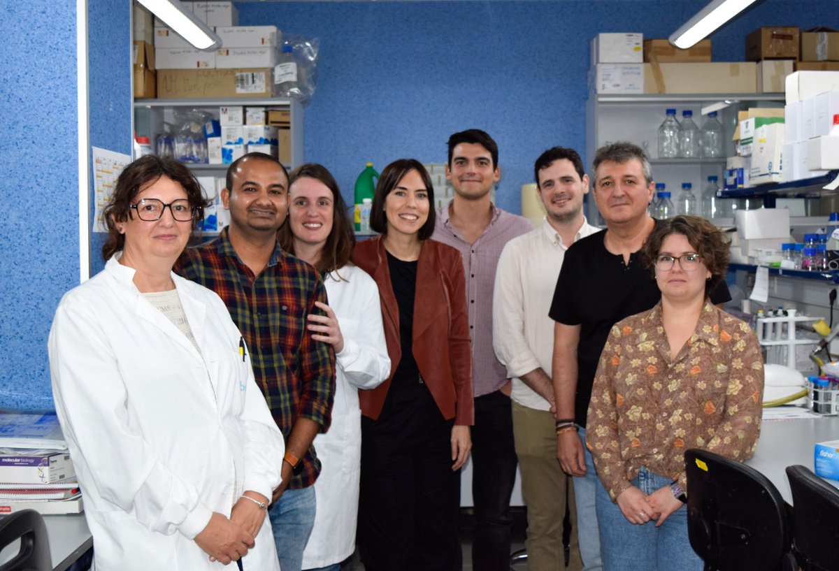 🤝 La ministra <a href="/DianaMorantR/">Diana Morant</a> visitó ayer el <a href="/IBV_CSIC/">IBV-CSIC</a>, donde se reunió con el equipo del investigador Alberto Marina, quien ha obtenido una ayuda Synergy Grant, que concede el <a href="/ERC_Research/">European Research Council (ERC)</a>, para proyectos de investigación de excelencia.

🔗 ciencia.gob.es/Noticias/2023/…