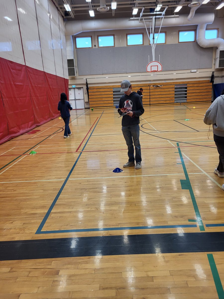 MrHollandBMHS's tweet photo. Students practiced their navigation skills using a compass to find direction during a few activities in the gym this week.
#BMHS #orienteering #outdoored #TCRCE https://t.co/OjPTZAEC6p