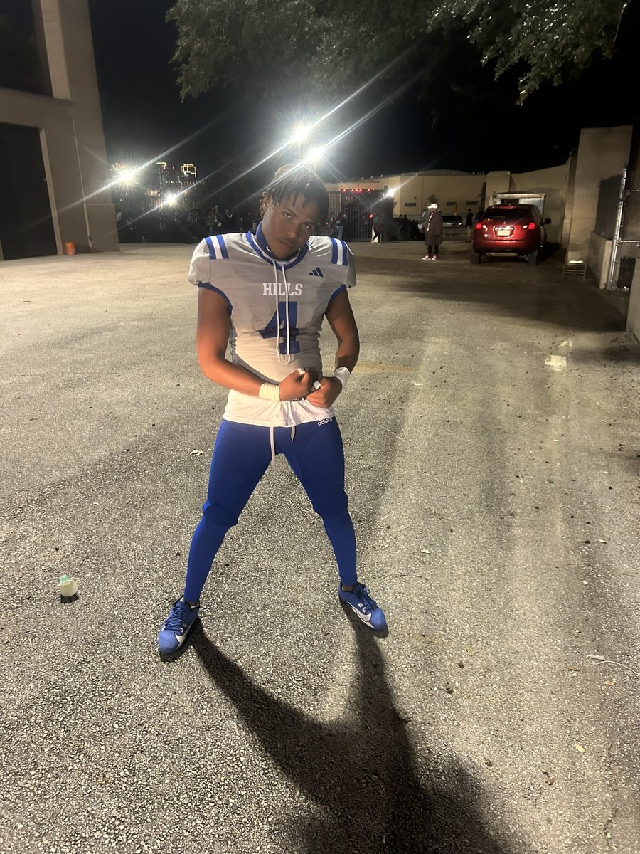 Da'Michael Freeman (@damichael4x) on Twitter photo Big WIN tonight!!! 2 game changing INTS 🪑. Playoffs Next <a href="/CoachJames__/">Tony James.</a> <a href="/DA_thegreat/">Coach Anderson</a> <a href="/EasternHillsFB/">Eastern Hills Football</a> @SportsEhhs @xavian_redd <a href="/Detavionbates6/">Sub0️⃣</a> <a href="/jeremiahh4x/">Jeremiah Freeman</a> Big WIN tonight!!! 2 game changing INTS 🪑. Playoffs Next <a href="/CoachJames__/">Tony James.</a> <a href="/DA_thegreat/">Coach Anderson</a> <a href="/EasternHillsFB/">Eastern Hills Football</a> @SportsEhhs @xavian_redd <a href="/Detavionbates6/">Sub0️⃣</a> <a href="/jeremiahh4x/">Jeremiah Freeman</a>