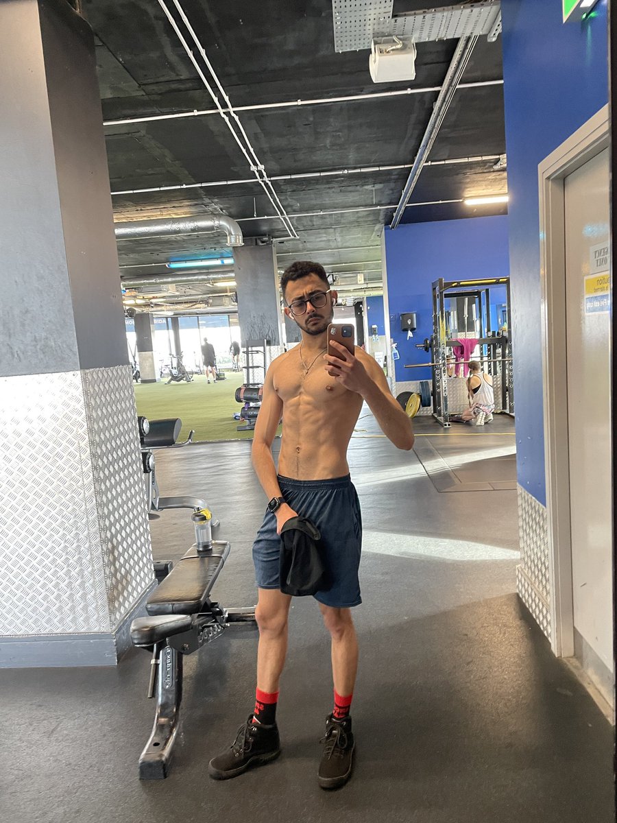 AlmeidaJhonata's tweet photo. Today’s workout was good #flyefit https://t.co/ouGmx3AUEU