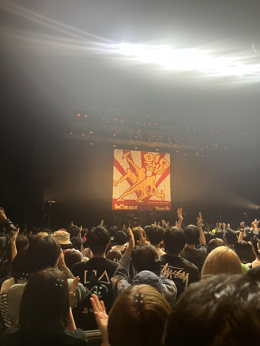 LKCN22's tweet photo. DIG THE DEEP初日かっこよすぎた。2週間前に福岡まで飛ぶと決めた��褒める👍 https://t.co/VIkNqXR3bc