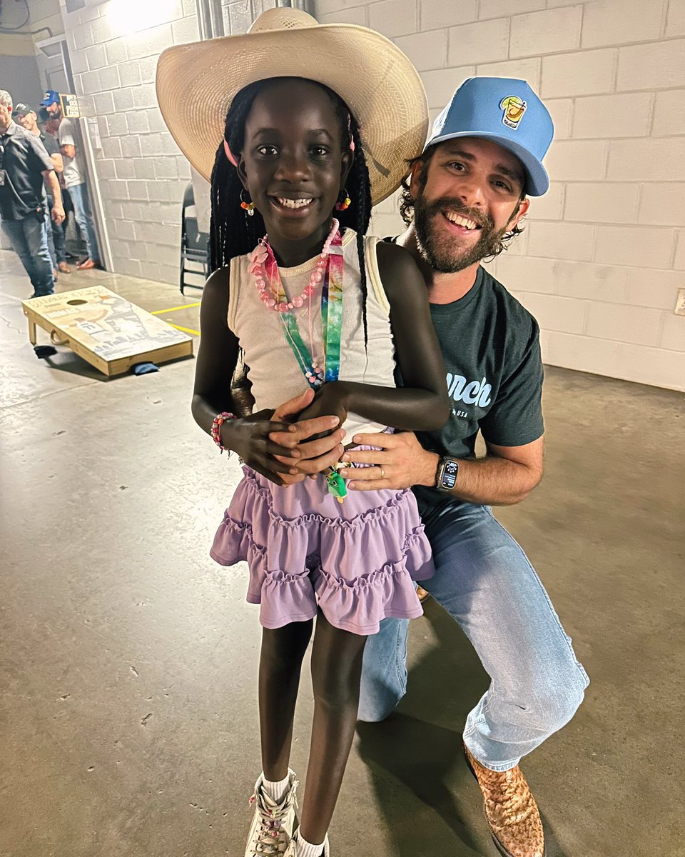 ThomasRhett's tweet photo. 8 years old on Wednesday… going on 17. It feels like yesterday that you were a little baby. Time is moving too fast! I love you more than anything in the world. Happy birthday Willa gray! I love being your daddy https://t.co/ynZuiuzSrB