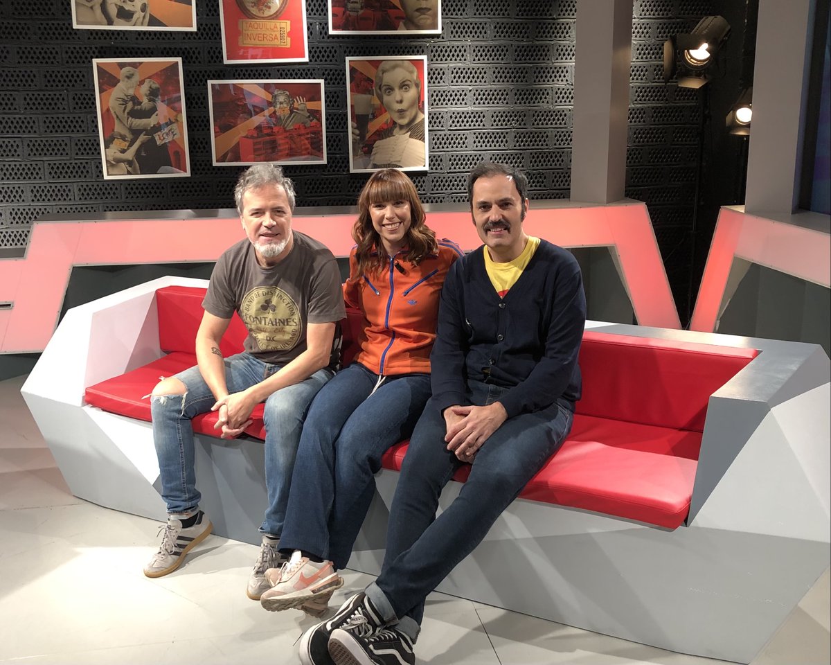 #CulturaLH Ja pots veure un nou programa!

📌 Parlem de l'estrena a <a href="/InEditFestival/">In-Edit Festival</a> de "Voy A Saco, Guitarras y Clubs", el documental sobre <a href="/amabledj/">Amable</a> . Ens acompanya, també, el guionista i ideòleg del docu, Marc Pérez. Segueix el 🧵per més continguts.

👉lhdigital.cat/general/taquil…