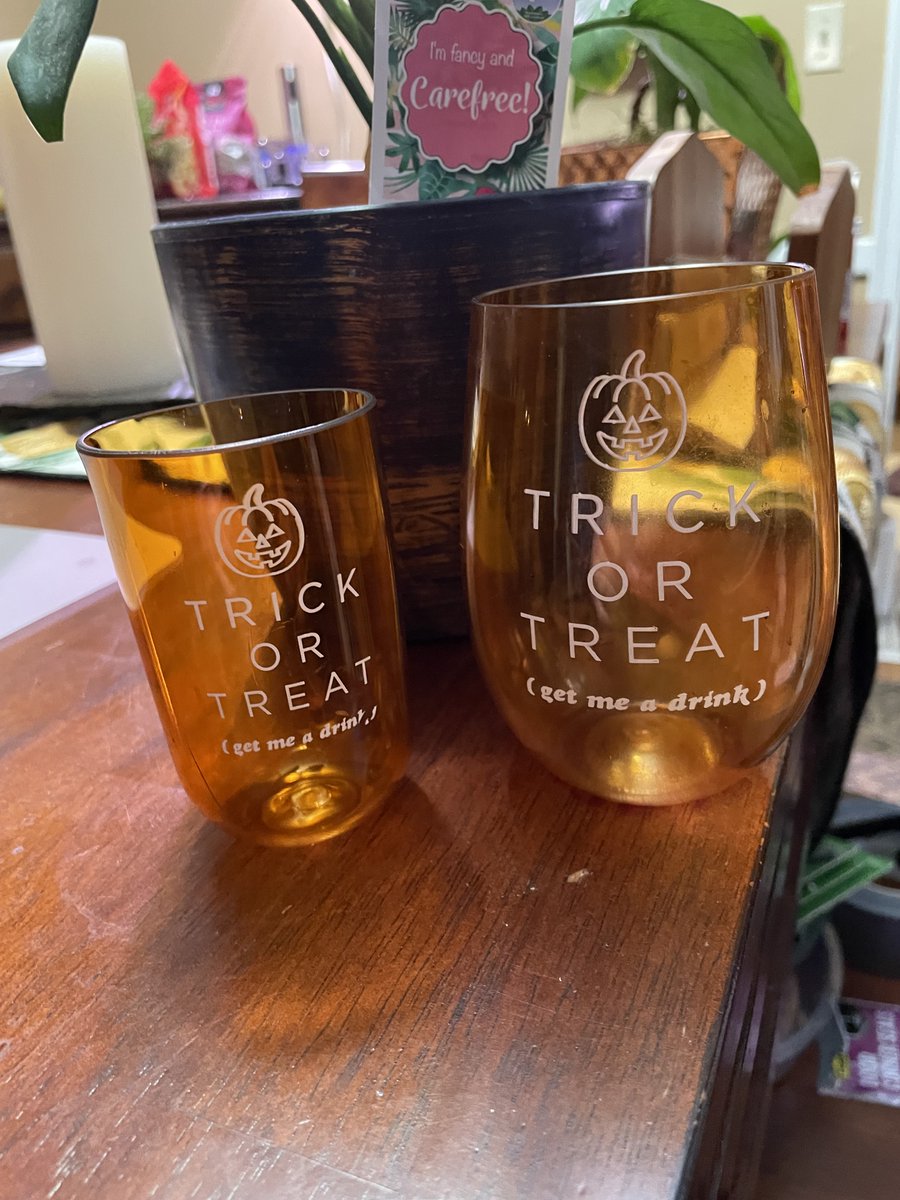 StuartRWest's tweet photo. Not a hoax! Not an dream! Not an imaginary story! Read on--if you dare--about the Halloween curse: https://t.co/45au20LBuY #humor #horror https://t.co/zznAHV48LX https://t.co/CIbTTr6Tie
