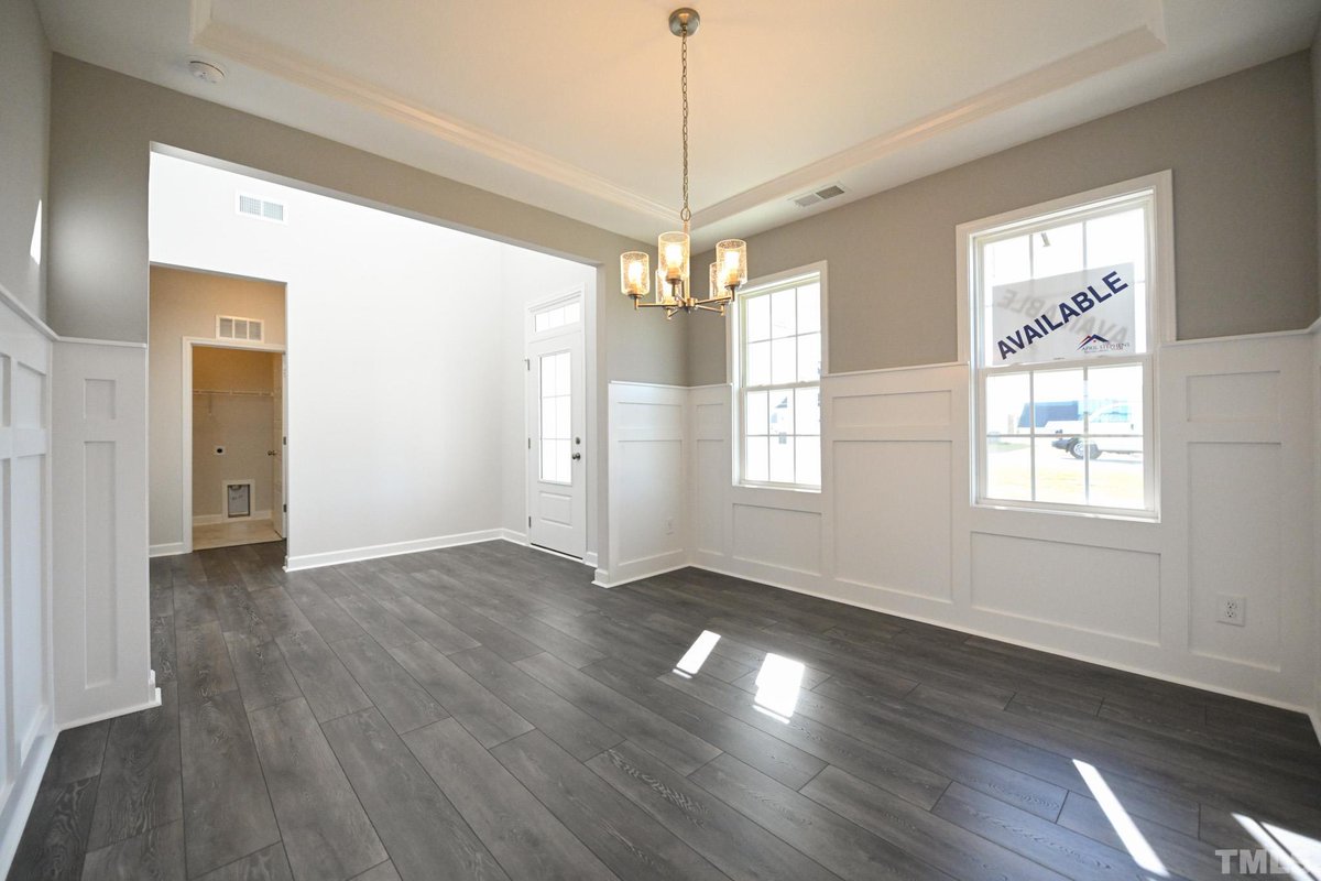 jsjbuilders's tweet image. Say hello to this beauty at 17 Looping Horse in Angier’s luxurious Langdon Ridge community! Visit our website for more details and photos of this beautiful home! jsjbuildersnc.com/New-Home-For-S…

#JSJBuilders #NCHomebuilders #AngierNC #LangdonRidge