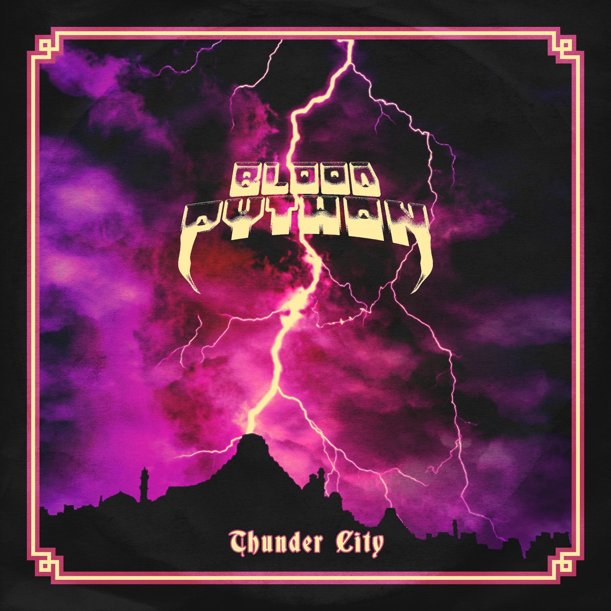 metalmessage's tweet image. ➤ "When it comes to the fascinating world of Heavy Metal, there are always a few hidden gems that deserve to be discovered. One of them is definitely the Norwegian band BLOOD PYTHON ..."
(Metaller DE)
𖤐 𝐁𝐋𝐎𝐎𝐃 𝐏𝐘𝐓𝐇𝐎𝐍 🇳🇴 𝗢𝗰𝗰𝘂𝗹𝘁 𝗛𝗲𝗮𝘃𝘆 𝗠𝗲𝘁𝗮𝗹 #bloodpython