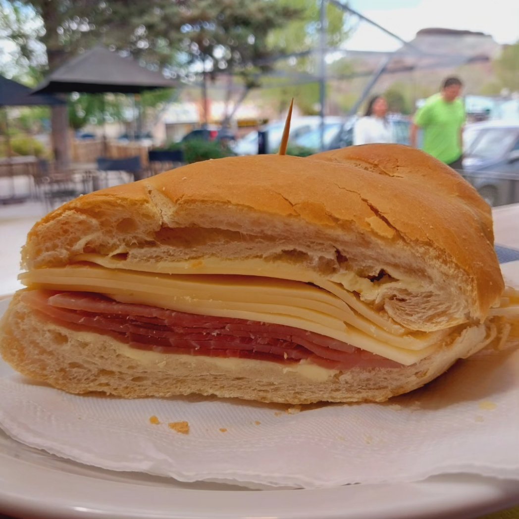 Leandro Vesco tweet media