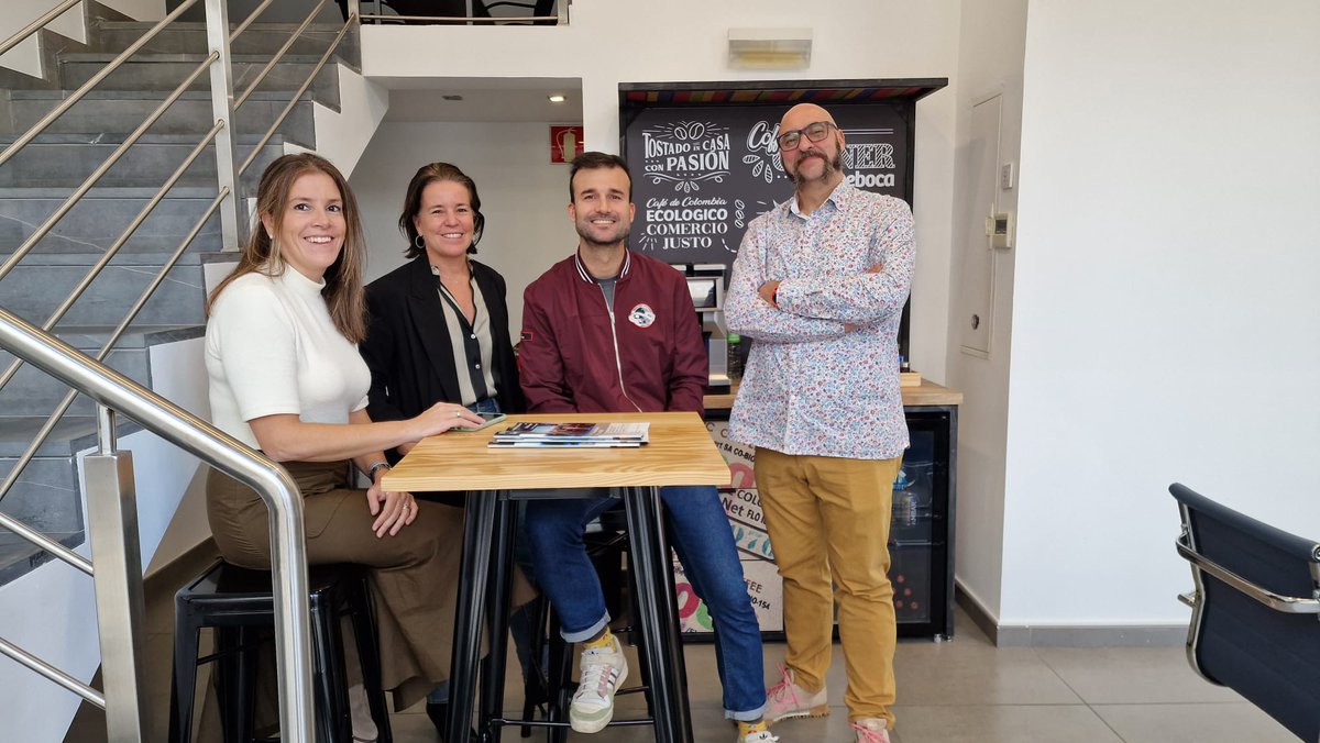 oapceoearagon's tweet photo. Trabajando con @FAIMzgz  @imascono  @Hiberus  en un ilusionante proyecto conjunto para mejorar la atención a jóvenes menores con dificultades, con apoyo de la realidad aumentada e #IA
💼🔝Con estos compañeros de viaje seguro que sera un éxito!
¡Pronto os podremos contar más! https://t.co/YJlYFurJ3c