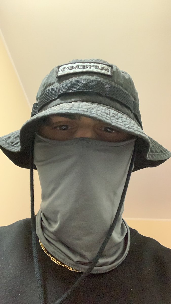 grimolife's tweet image. If u find an iPhone in south London you can unlock it with this photo.
Ur come 🙏
#unlockiphone #faceid