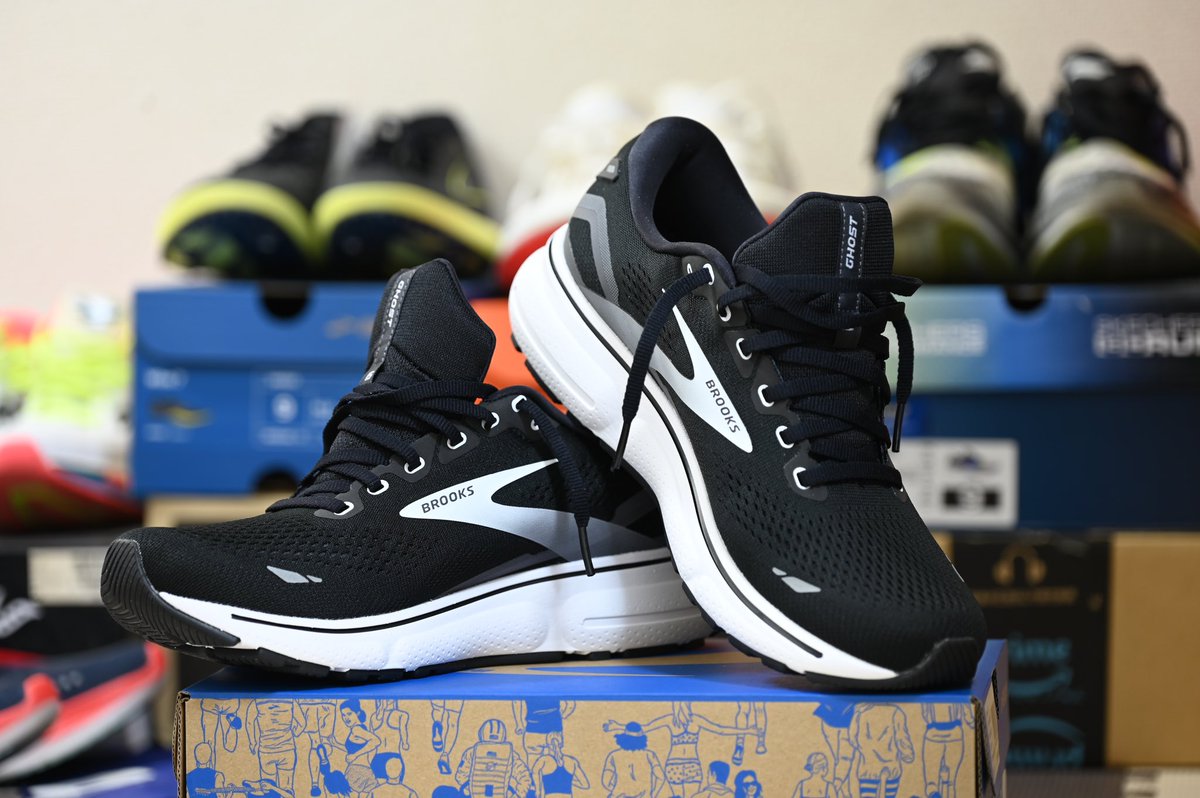 hoikushi_runner's tweet image. 今日のジョグはマジで3ヶ月ぶりとかに走ったレベル。
これから少しずつ継続していきたいので、足に疲れが溜まらないようghost15で走ったのだが、これが本当にビックリするくらい疲れが残ってない。

これはまさか、本気でghost Max買う意味が出てきたか…🤔or🥺
#brooks #ghost15 #ghostmax #ghost