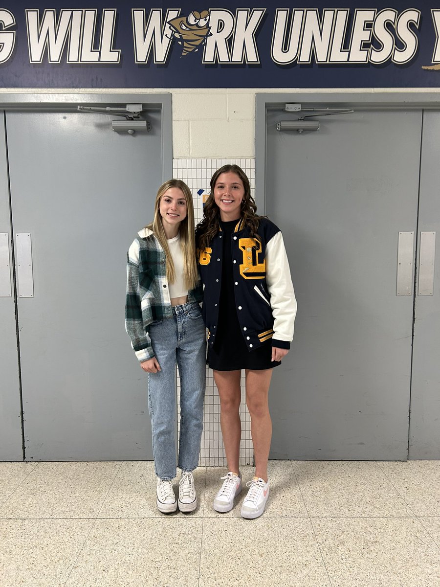 Congratulations to our XC girls, Harper Allen and Marisa Heil as they qualified for states! They will be competing tomorrow, 11/04 at Fortress Obetz at 2pm. 💙💛