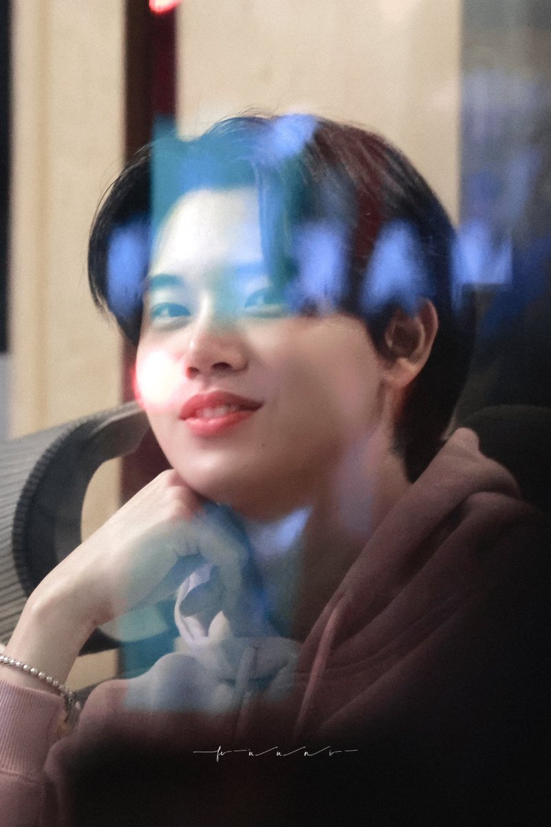 yyyyinft's tweet photo. 𝟮𝟯.𝟭𝟭.𝟬𝟯

😶‍🌫️

#yinyin_anw @yinyin_anw 
#รักไม่รู้ตัวxหยิ่นวอร์ https://t.co/ANM9wSXZoZ