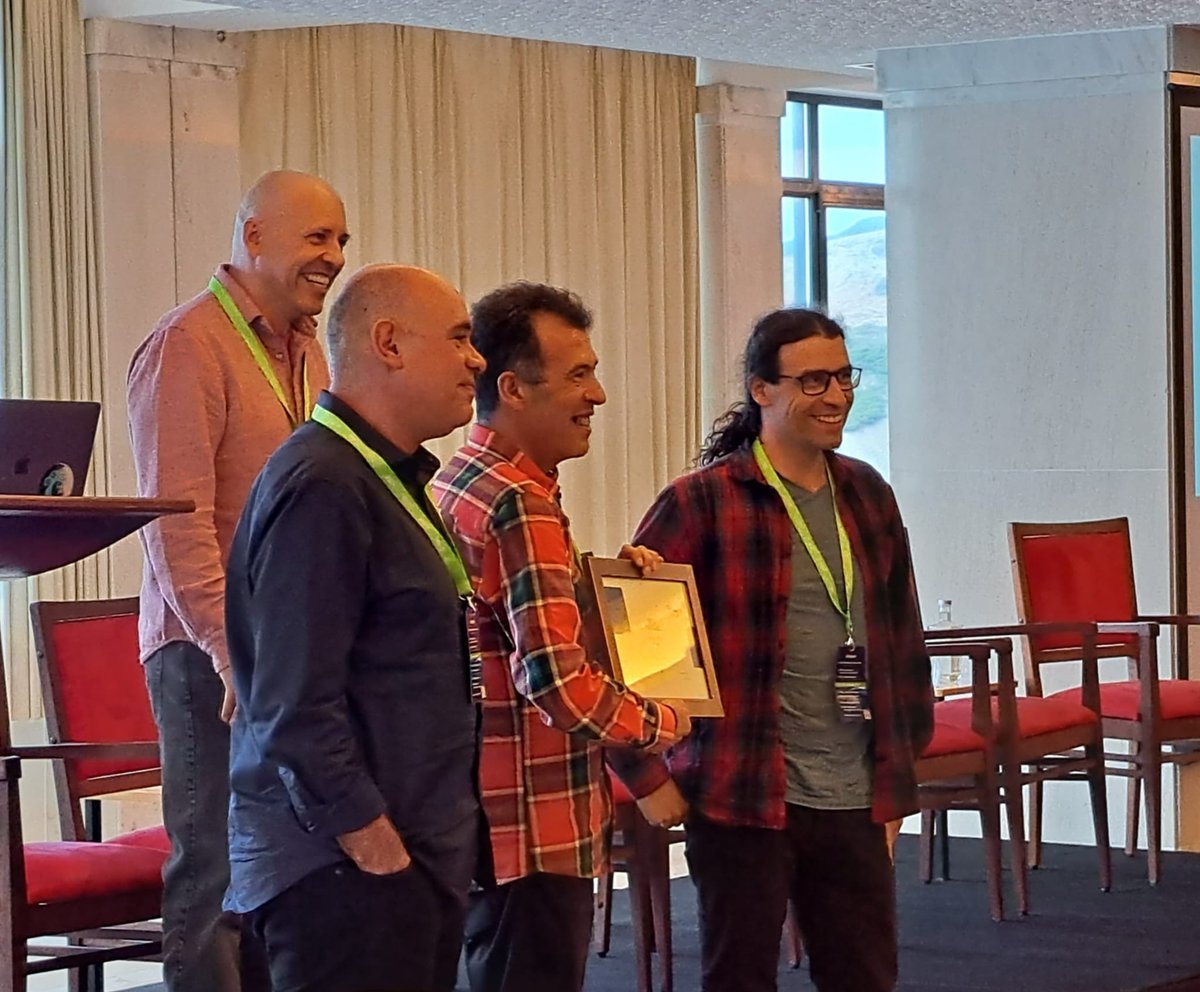 InescID's tweet photo. 🏆And this year #INESCID Awardees are: 
▶️ Rui Castro as Best Researcher 
▶️ Ricardo Rei as Best Ph.D. student.

Congratulations to both 👏 https://t.co/dgYIYiRxoN