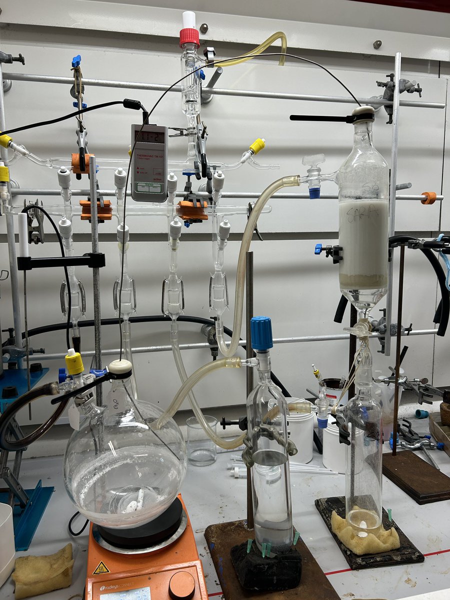 sarabelazregue's tweet photo. Fridays are for 50g-scale phosphine syntheses in the Chadwick lab! (Myself and @mandyfogh ending the week with clean 31P NMRs, hopefully) #realtimechem #smellychemistry #welovephosphines https://t.co/jBdUKGD14G