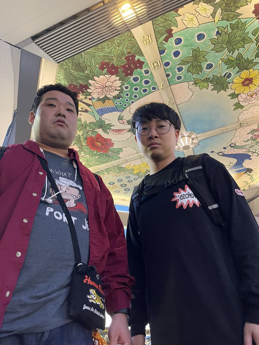 nakatana773's tweet photo. リスナーの皆���すいません
本日も動画アップ無しです。
声ニキ、なかっさんがお熱でて
緊急事態です。

明日ワタシ一人で都内某所から
このピンチをリスナーの方々と
切り抜けよう配信します。

19時から予定。

また連絡します。

皆さんも季節の変わり目
体調お気をつけて！！
文責　田辺 https://t.co/TOUEh1RnpR
