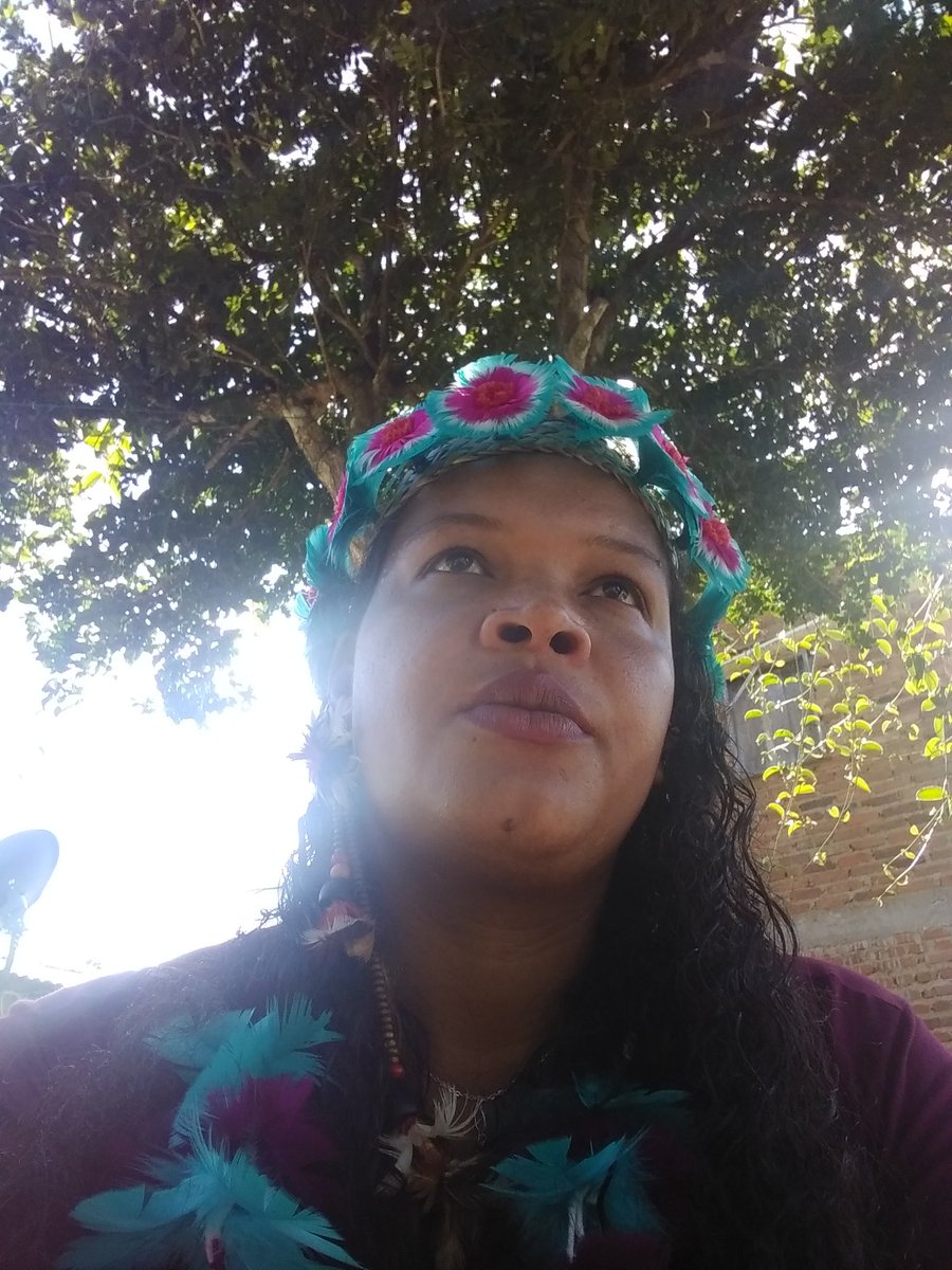 ClaudiaBahia_13's tweet photo. Isso aconteceu há mais de uma semana mas fiquei tão derrubada com isso me senti tão mal e impotente que travei só omtem ganhei forças e coragem p abrir p nossa militância e denunciar mais esse femenicidio c
ontra minha amiga linda
#JusticaPraPriscilaPataxoHãHãHãe
#ProscilaPresente
#RedeClaudiaFerreira