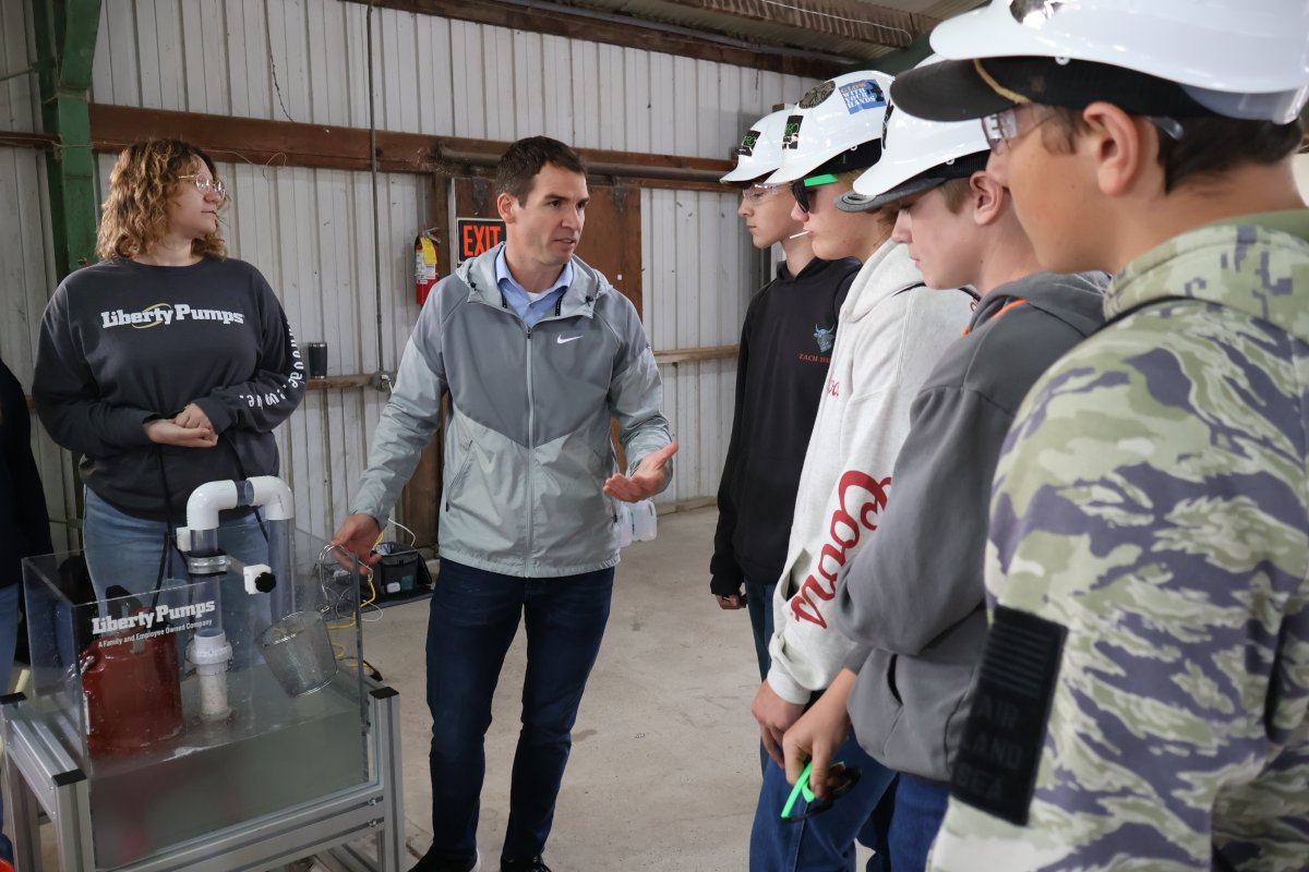 GLOW With Your Hands tweet media