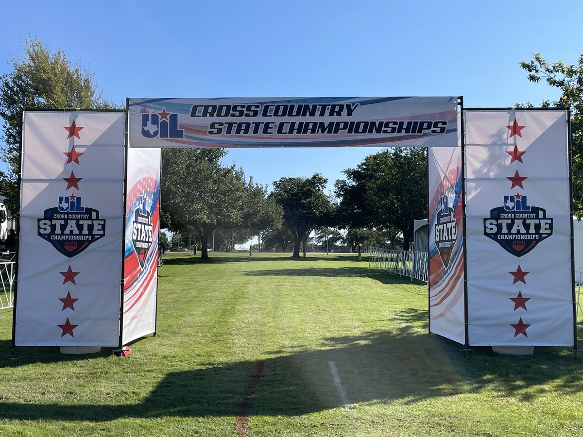 Congrats to the <a href="/KParkGirlsXC_TF/">KPark Girls Cross Country, Track & Field</a> &amp; @TheKParkBoysXC athletes and coaches competing at the <a href="/uiltexas/">Texas UIL</a> State Cross Country Championship! Thank you for representing The Park! #WeAreKPark