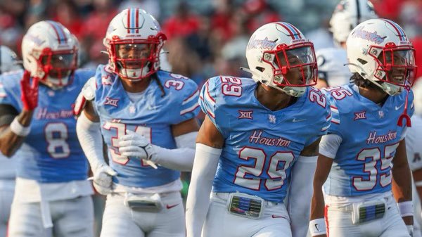 Thank you lord for opening another door for me. Received an offer to <a href="/UHCougarFB/">Houston Football</a>!! Appreciate you <a href="/TJ_Randall12/">T.J. Randall</a> for the phone call!