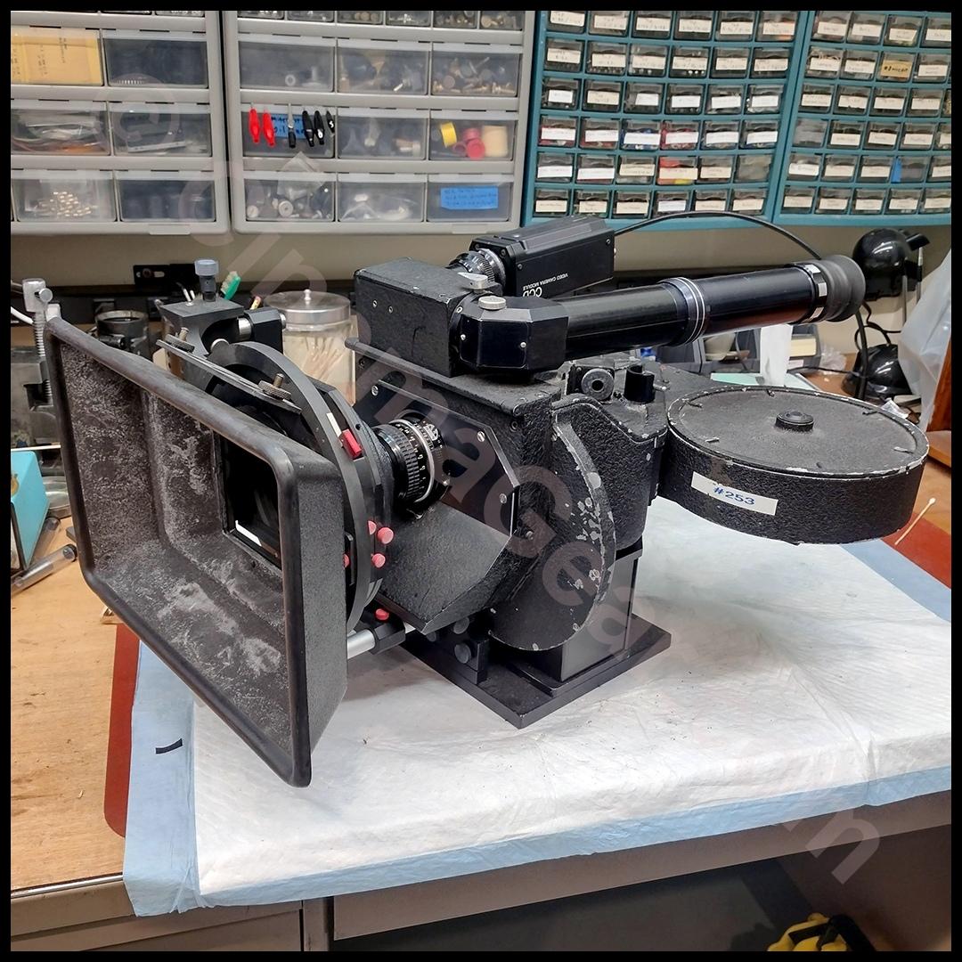 cineeng's tweet photo. Introducing the VistaVision Butterfly Camera: https://t.co/2k81RYQXVA #cinemagear #vistavision #vistavisionbutterfly #mitchellcameraco #35mm #film #restoration https://t.co/o7FYE4vo7R