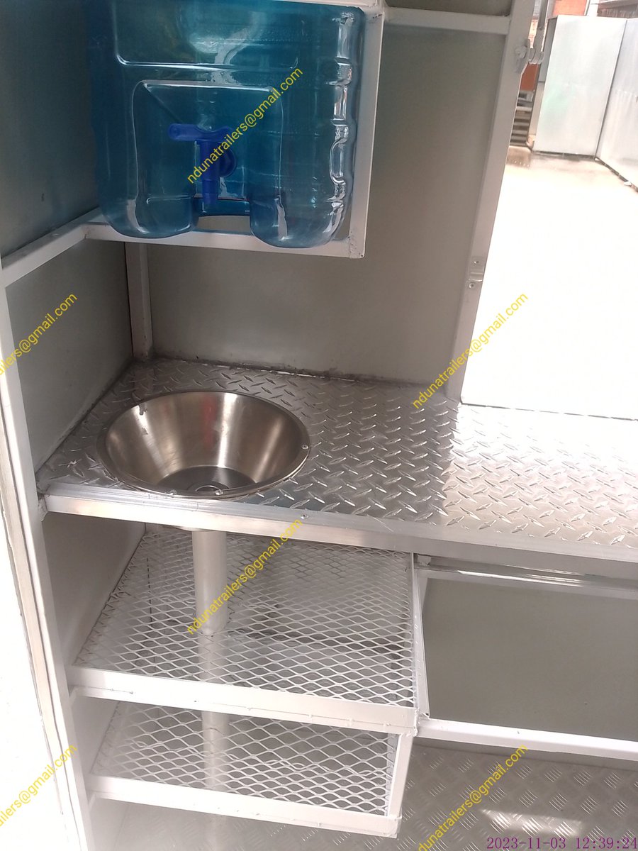 Mobile kitchen trailers for sale 
Price R40 000

For more information please contact 0762612720