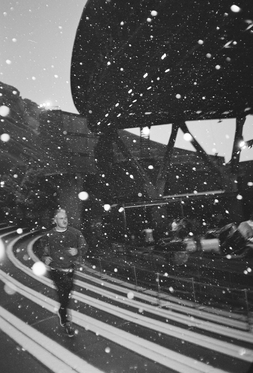 Zach Bryan tweet media