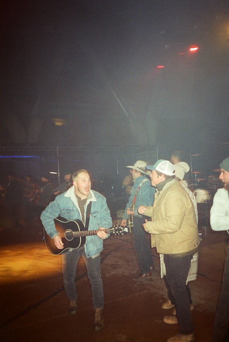 Zach Bryan tweet media