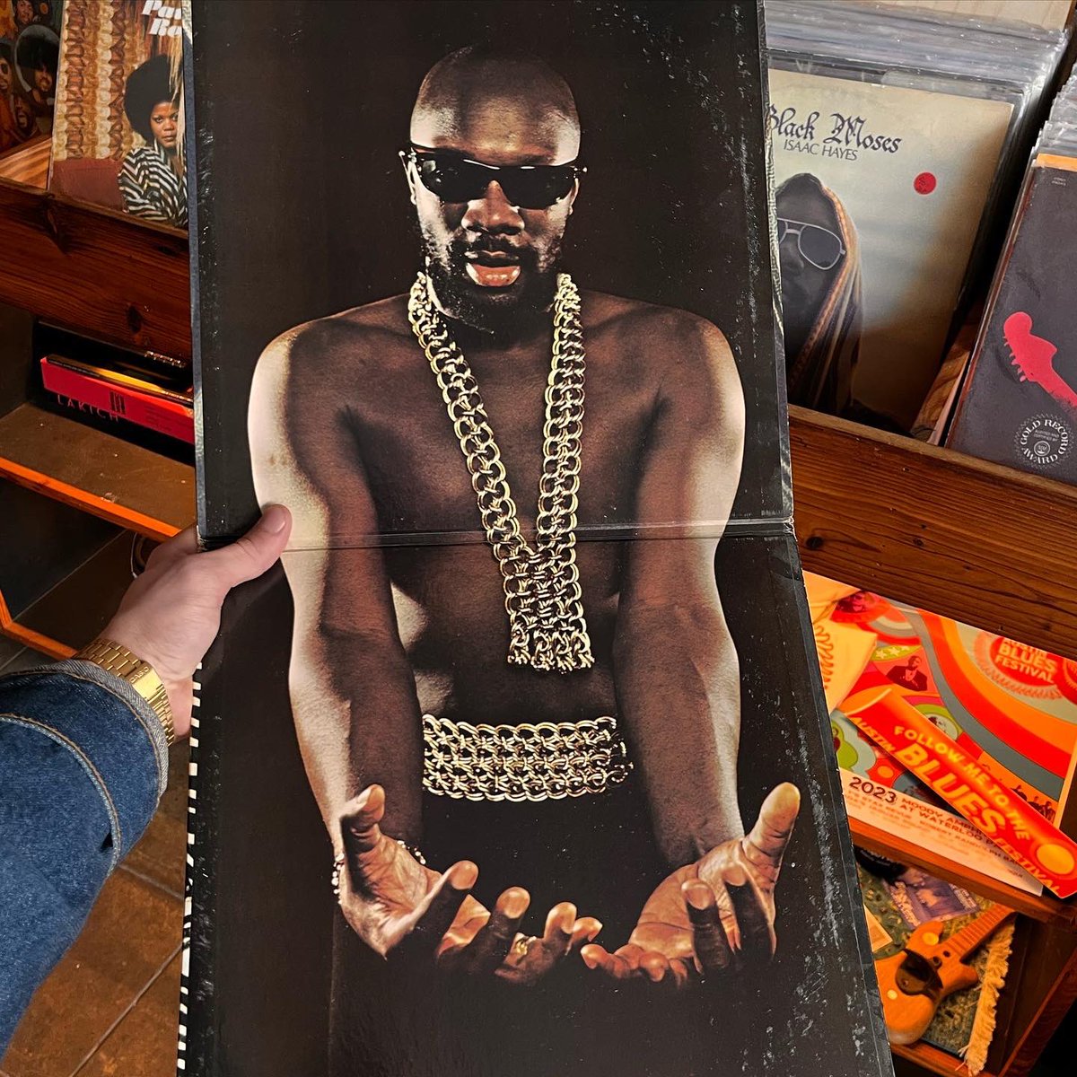 Big Henry's tweet media