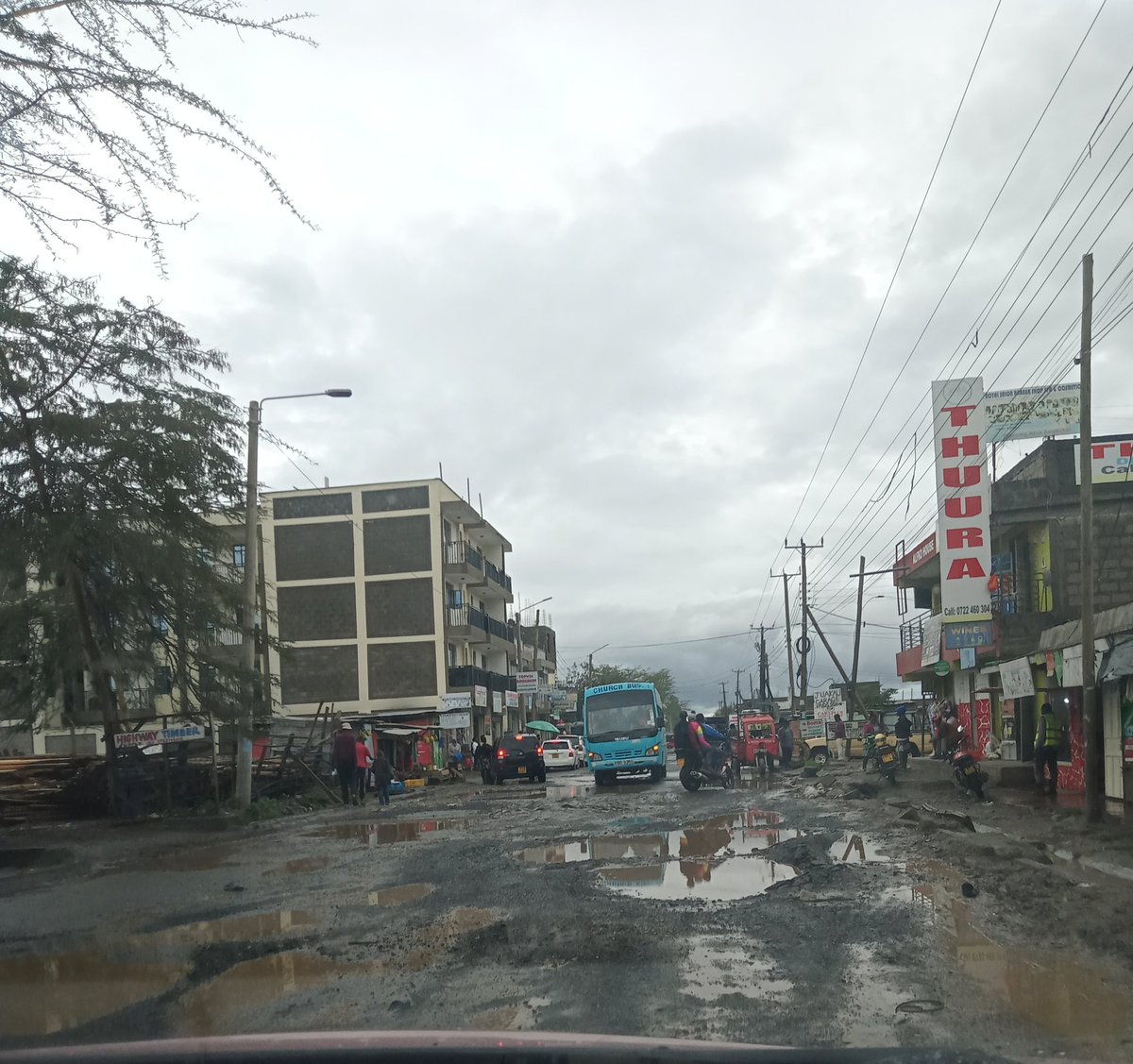 oloojl's tweet photo. This is Katani Shopping Centre, Machakos County. Who is responsible for maintenance of this road? @KURAroads or county government? Bure kabisa. https://t.co/xOy3qy8vWx