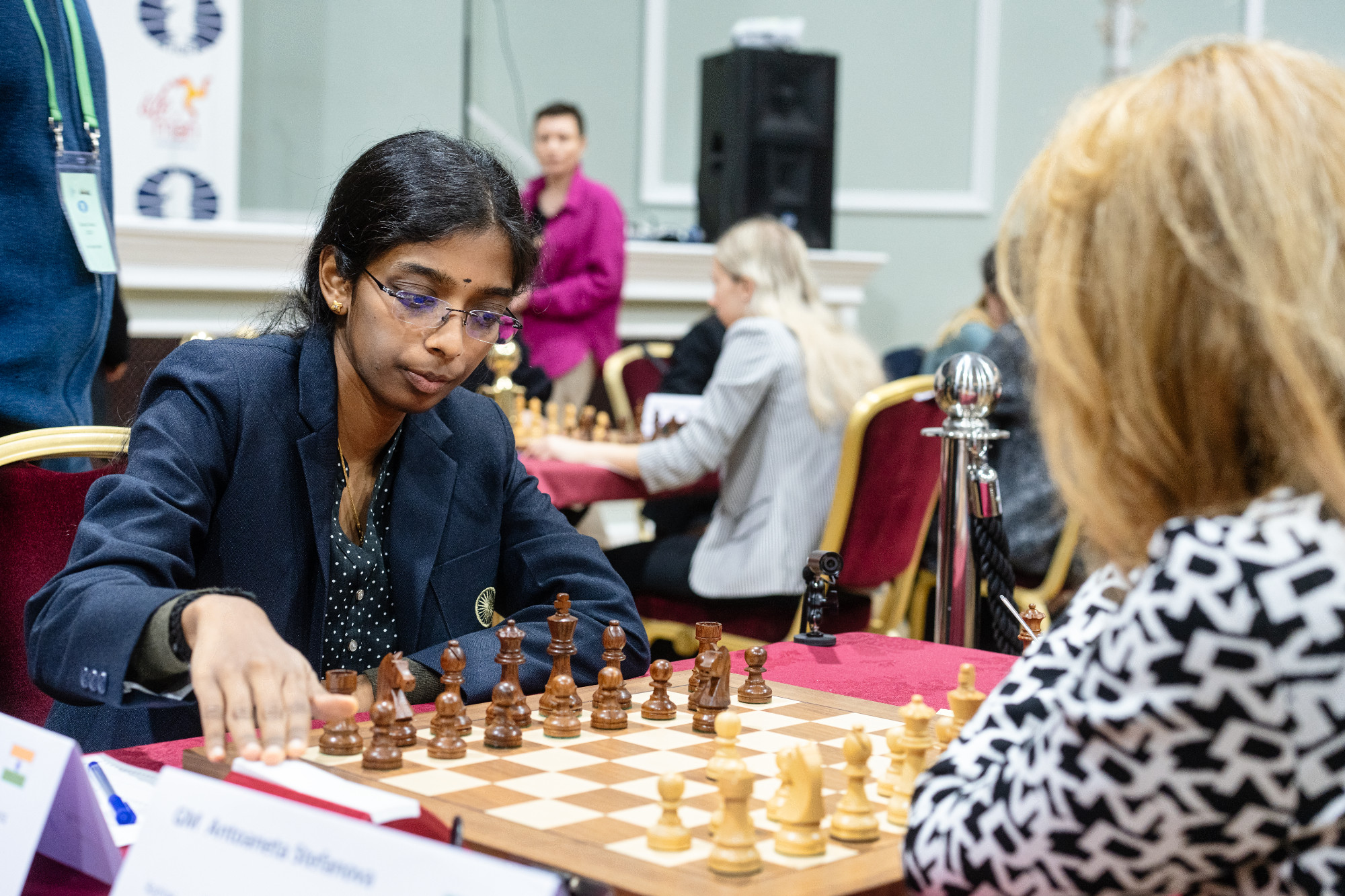 IM Rameshbabu Vaishali wins the 2023 FIDE Women's Grand Swiss with an  unbeaten 8.5 points : r/chess