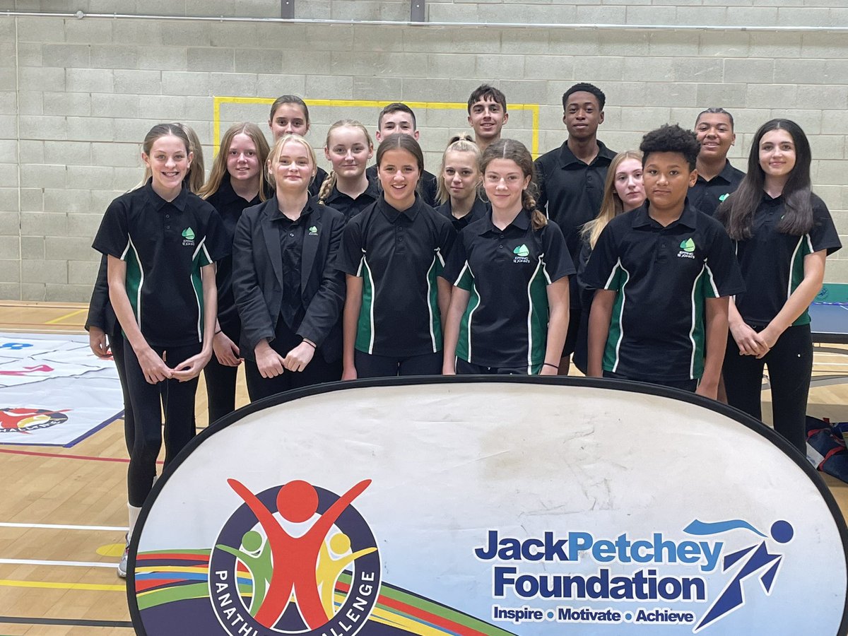 hbowtell12's tweet photo. Great having 17 leaders from @EppingStJohns help supporting the Epping Primary Panathlon @Panathlon @JPFoundation @WestEssexSSP @gillynewl https://t.co/3V9yXRsYkQ