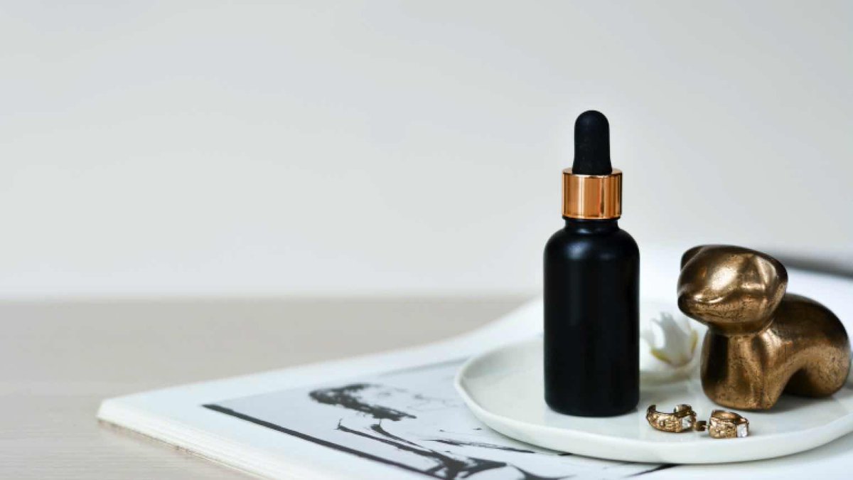 #Antiaging durch #Schneckenschleim

Vergessen Sie teure Botox-Produkte und alternative Schönheitscremes - hier machen wir Sie mit dem Schlüssel zu bleibender Jugend bekannt. Das Geheimnis des bislang ungekannten Jungbrunnens...

frauenseite.ch/frauenseite/be…