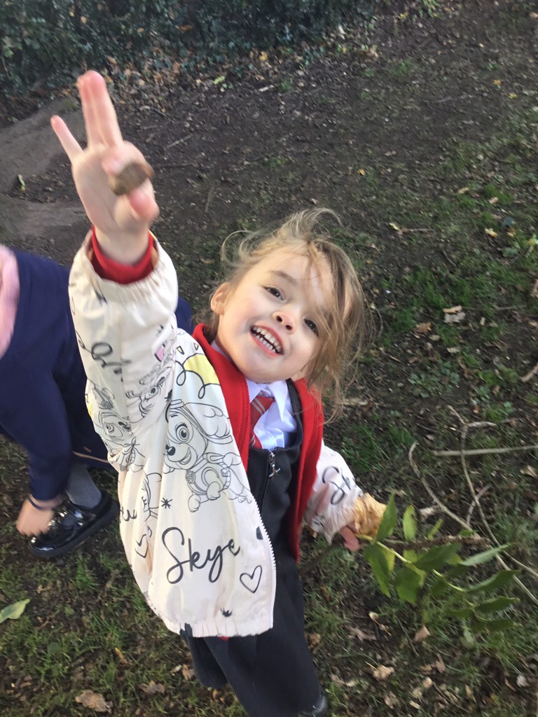 ChurchEatonPS's tweet photo. Autumn Walks are fun. Class 1 began exploring the Autumnal changes. I wonder what our schools grounds will be like when we return! #Class1 #Science https://t.co/0ynkCoIqjN