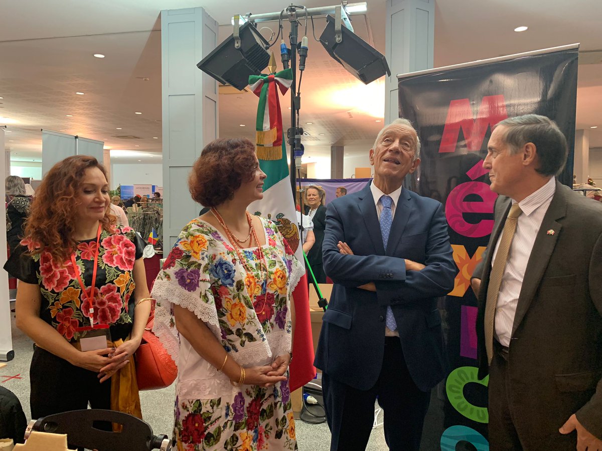 En el stand de México