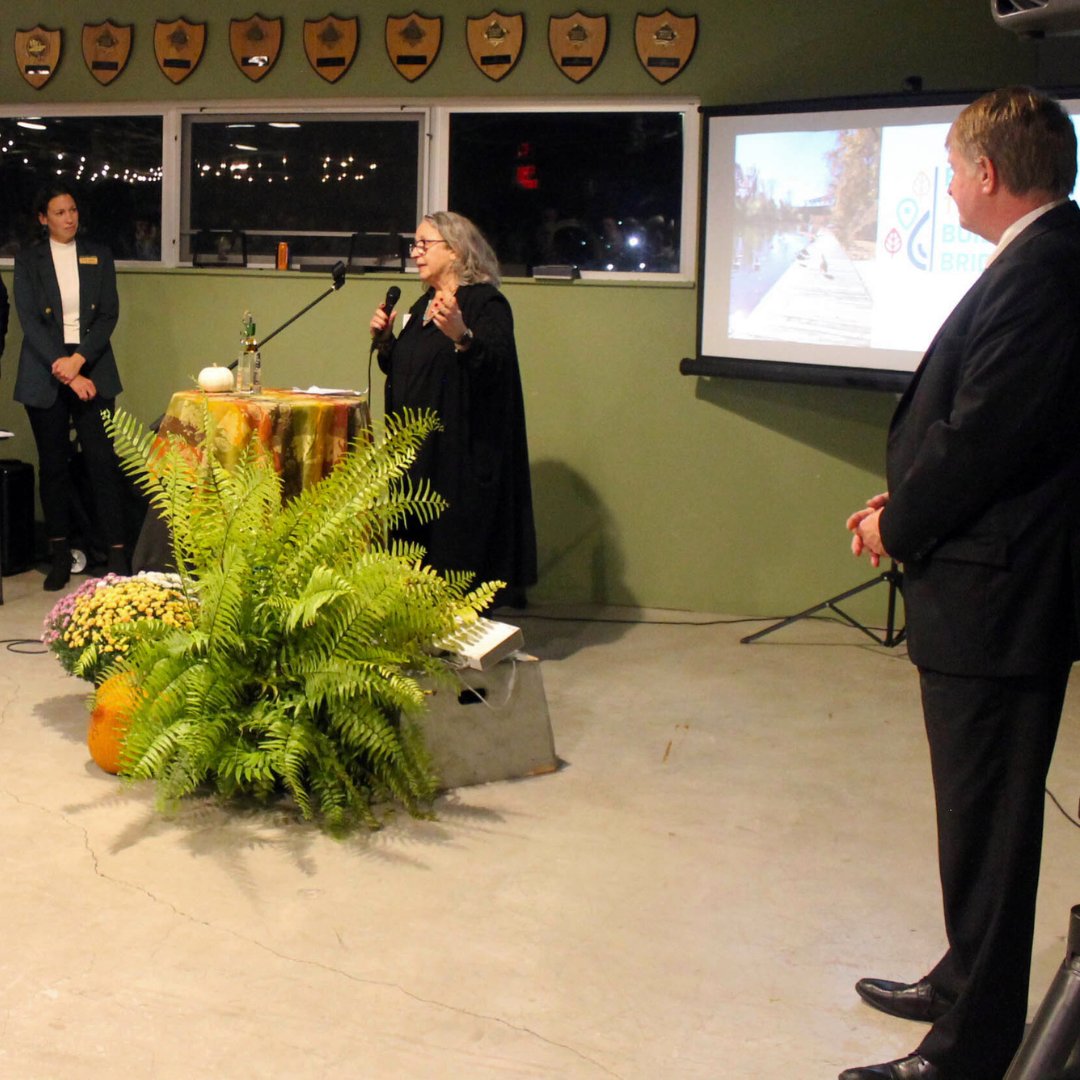 Some photos from our Fall Fundraiser last Thursday!!  

We had such a great time and we are so glad so many were able to join us.  Thank you to everyone who attended, donated, sponsored, and volunteered at the event.  We couldn't do it without you!
