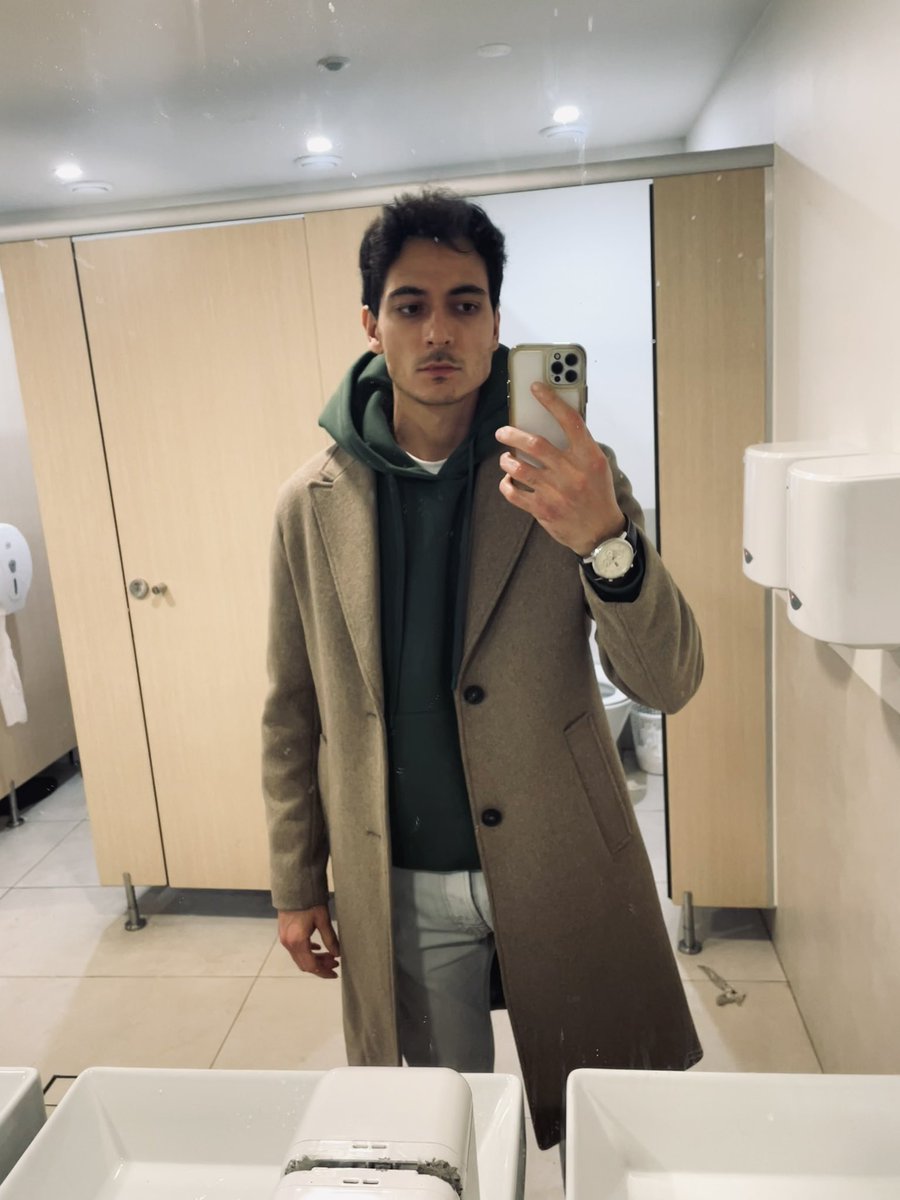 ED__EYE's tweet photo. O charme friorento 🌬️ https://t.co/edE8DJeoK0