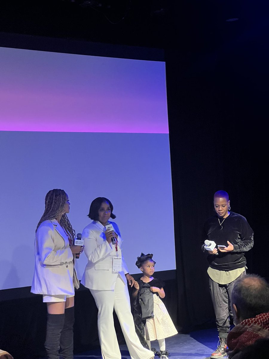 steveerayne's tweet photo. Yesterday I attended the wold premiere of  #Commuted at #NOFF
Director - Nailah Jefferson 
Producer - Darcy McKinnon

Danielle Metz’ story &amp; fortitude is expressed w/ so much honesty &amp; compassion, I’m honestly speechless.

https://t.co/cKiM4UpLmI https://t.co/VvLzW8m0WA