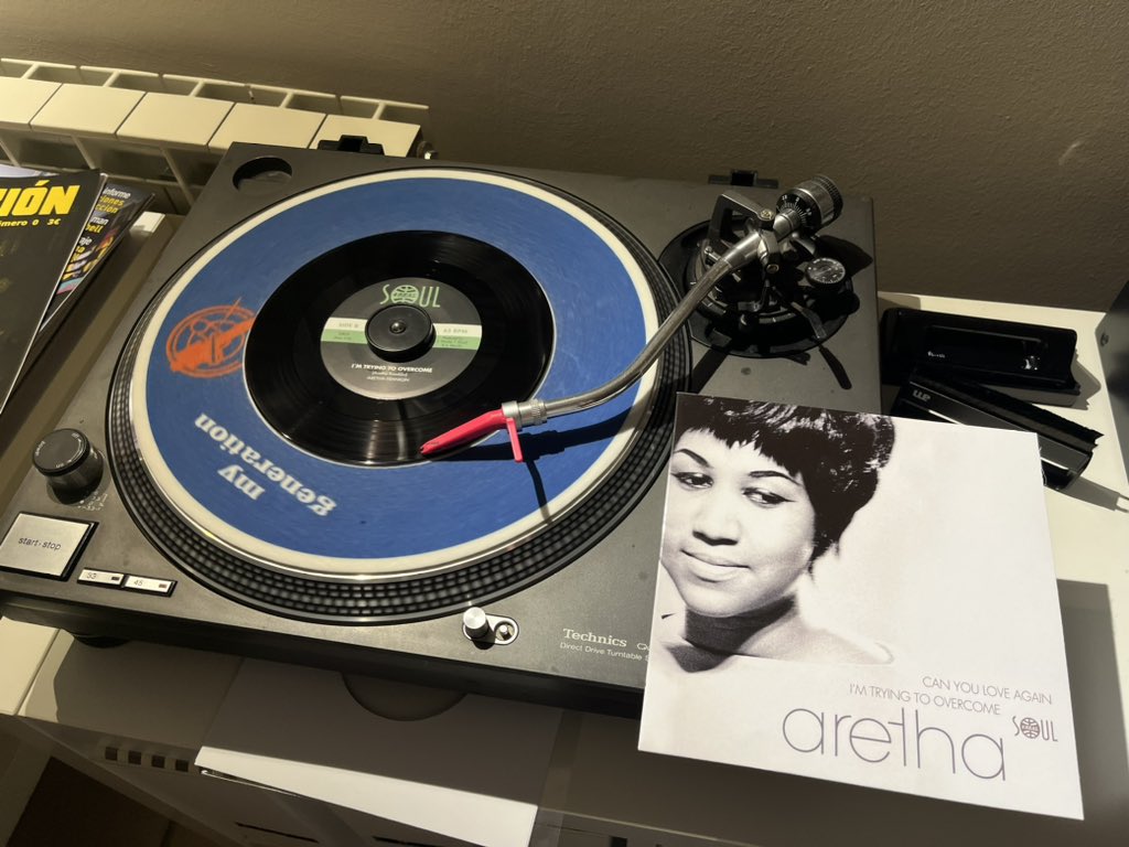 agustin_aquilue's tweet image. #nowspinning #recordoftheday
@ArethaFranklin #imtryngtoovercome
#Soul4Real
Bendita cara B
Llevo toda la tarde viviendo dentro de esta canción, como suena, como luce Aretha, la letra, Todo!!!! 
Sings 
Trying to understand
I don’t wanna be second best
I wanna be number one