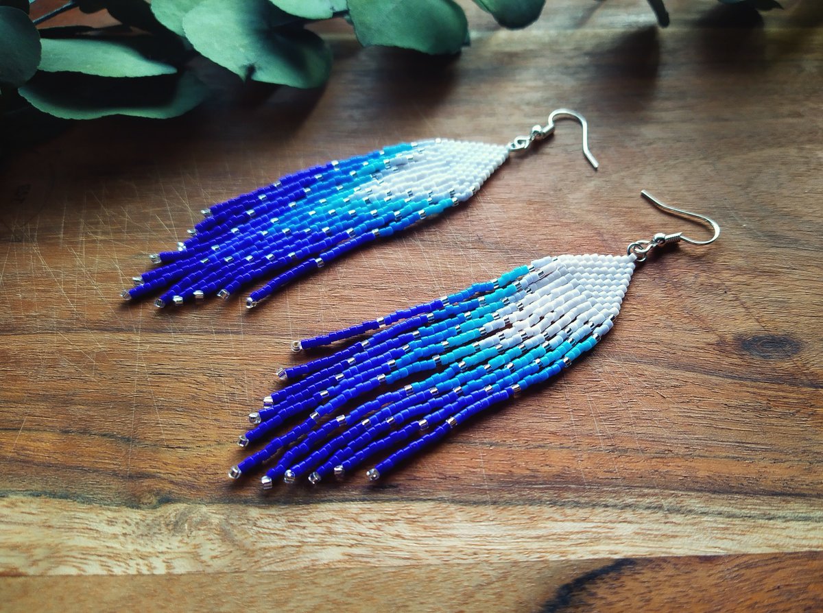 First post here on X/Twitter! 
Fringe bead earrings 🥰

#jewelry #beads #handmadejewelry