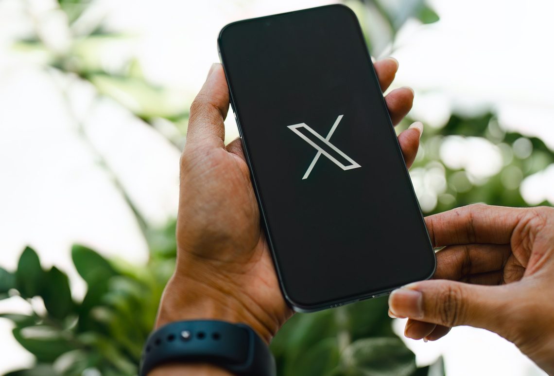 Mejorando las operaciones centrándose en el cliente con Addie Wallace de Wine.com y otros 4 post que fueron los más compartidos desde mi cuenta de X en la semana que termina <a href="/ExperienciasC/">Experiencias de cliente</a> bit.ly/3Qmw6Fp